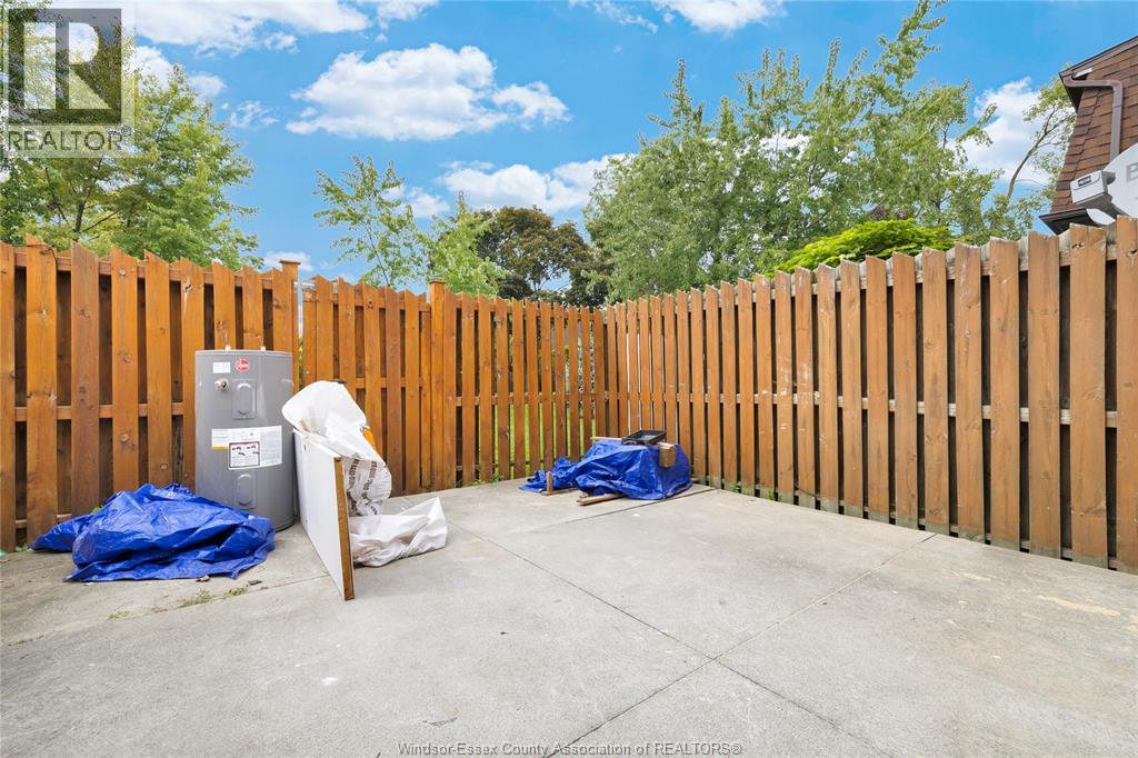 6214 Thornberry, Windsor, Ontario  N8T 3A3 - Photo 33 - 26024989
