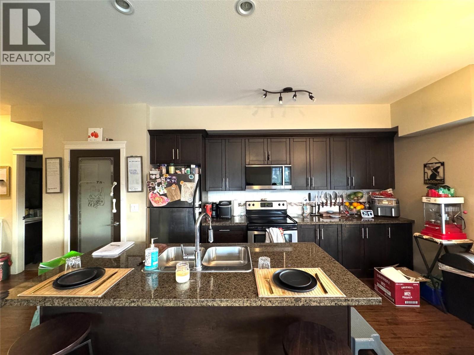 2799 Clapperton Avenue Unit# 306, Merritt, British Columbia  V1K 1A2 - Photo 4 - 10403142