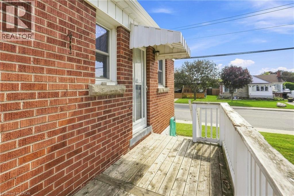 44 Green Meadow Road, Hamilton, Ontario  L8T 3J5 - Photo 3 - 40862170