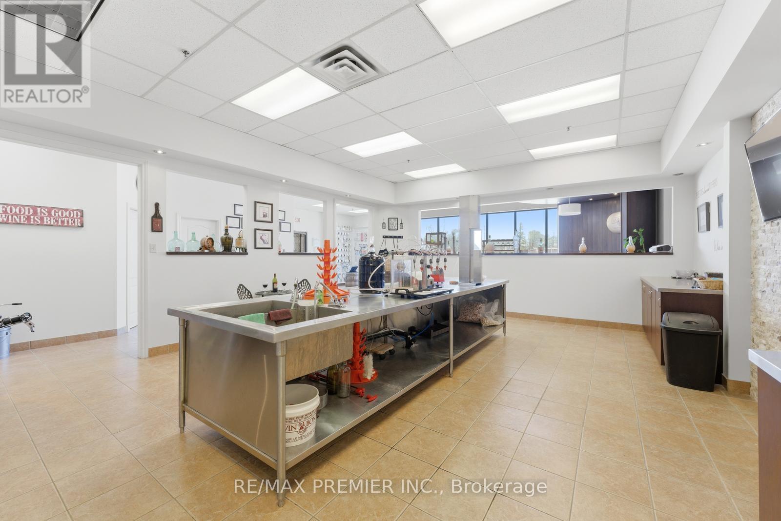 11b - 1100 Gorham Street, Newmarket, Ontario  L3Y 8Y8 - Photo 16 - N13882622