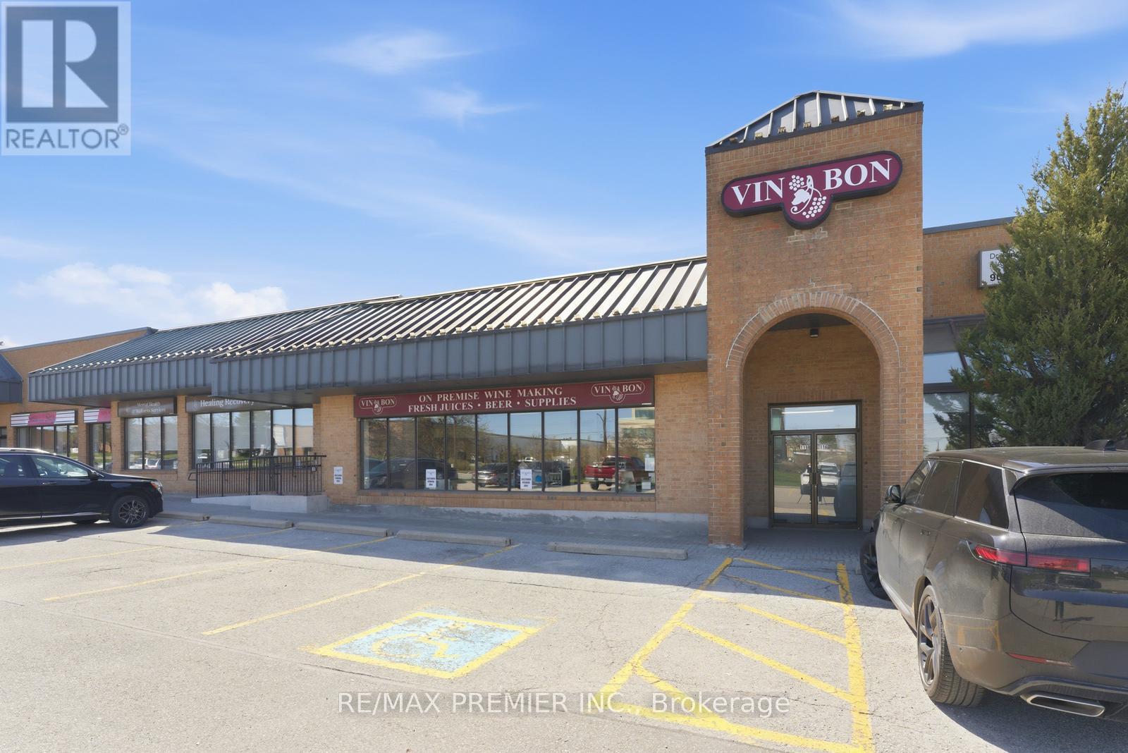 11b - 1100 Gorham Street, Newmarket, Ontario  L3Y 8Y8 - Photo 4 - N13882622