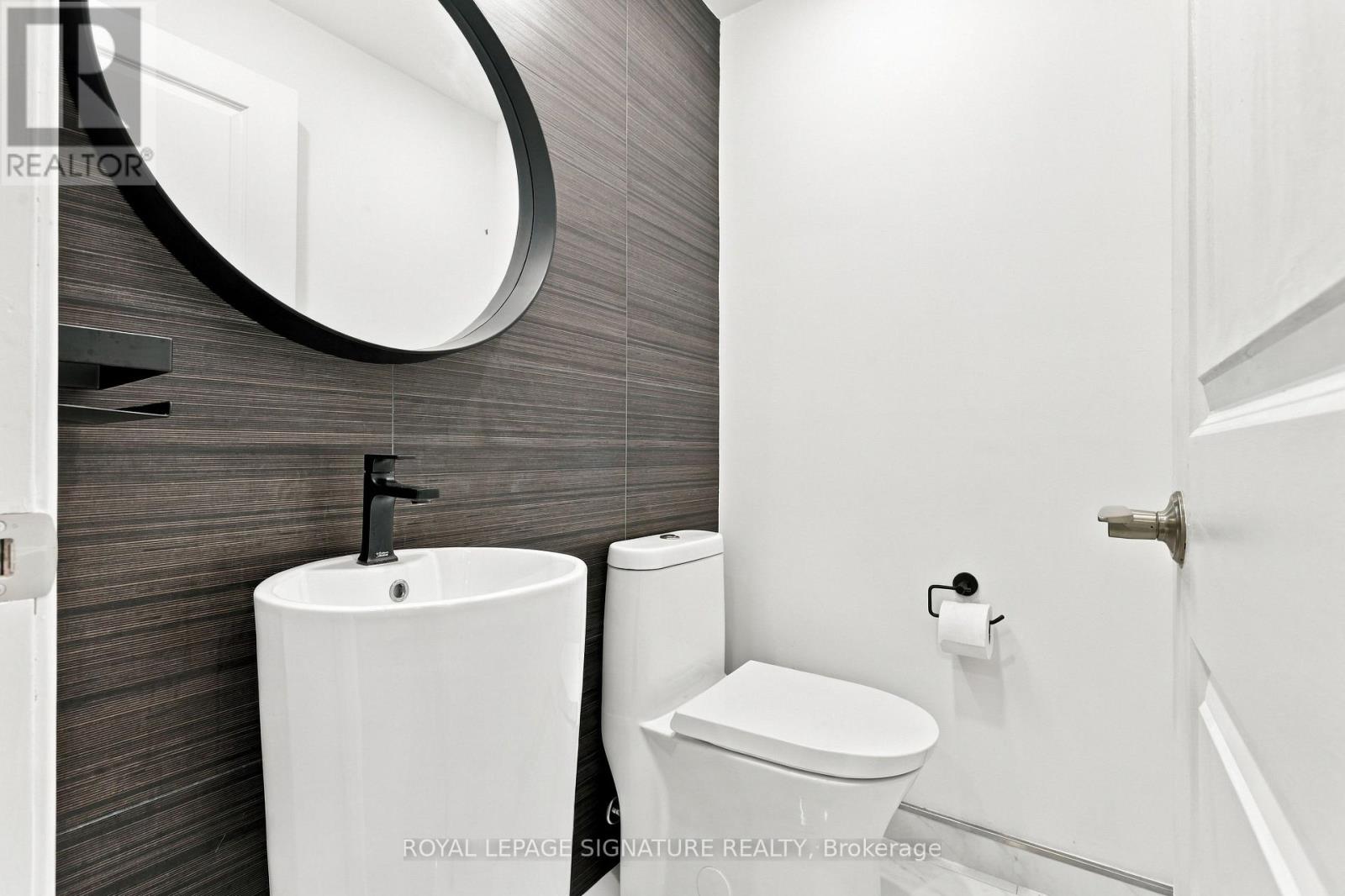 107 - 2230 Lake Shore Boulevard W, Toronto, Ontario  M8V 0B2 - Photo 8 - W13882706