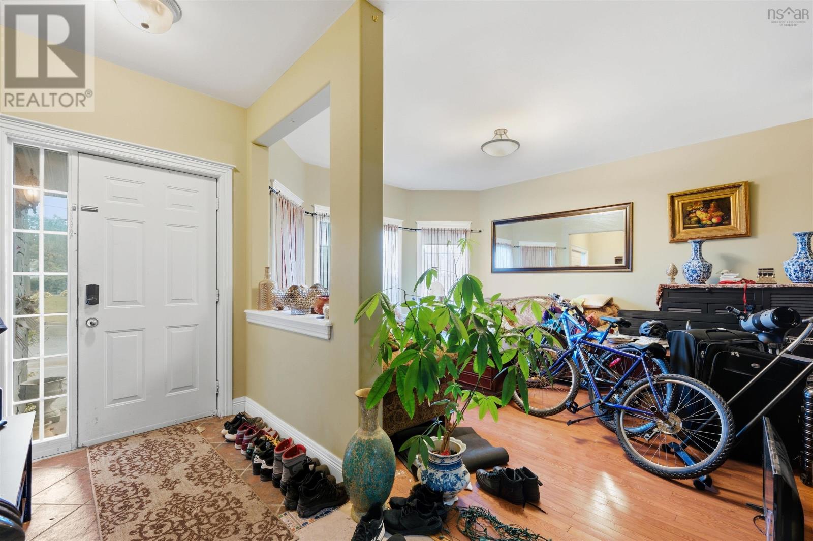 18 Stone Gate Drive, Halifax, Nova Scotia  B3N 3J2 - Photo 3 - 202624727