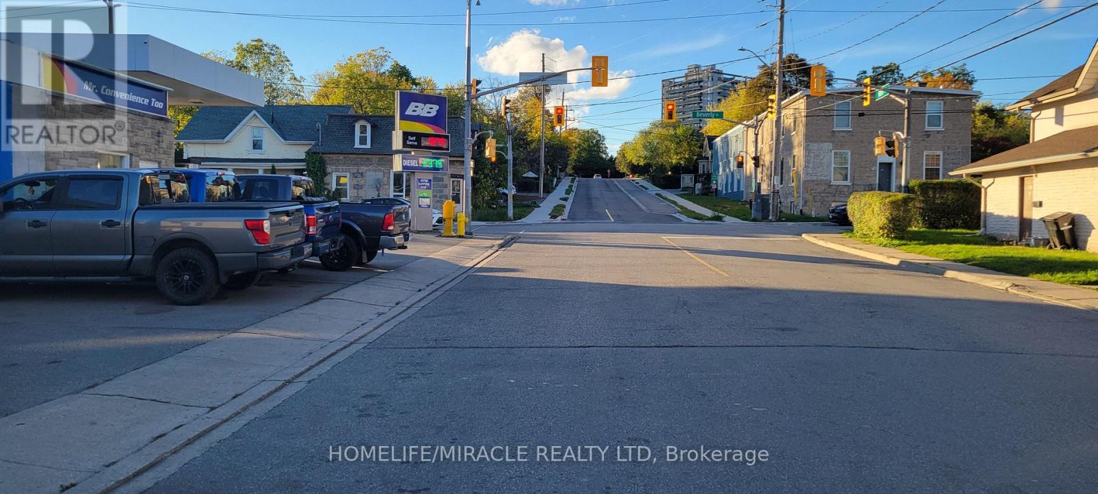55 Beverly Street, Cambridge, Ontario  N1R 3Z4 - Photo 3 - X13882632
