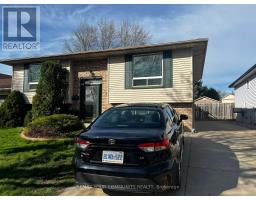 34 BEAVER CRESCENT, Brantford, Ontario