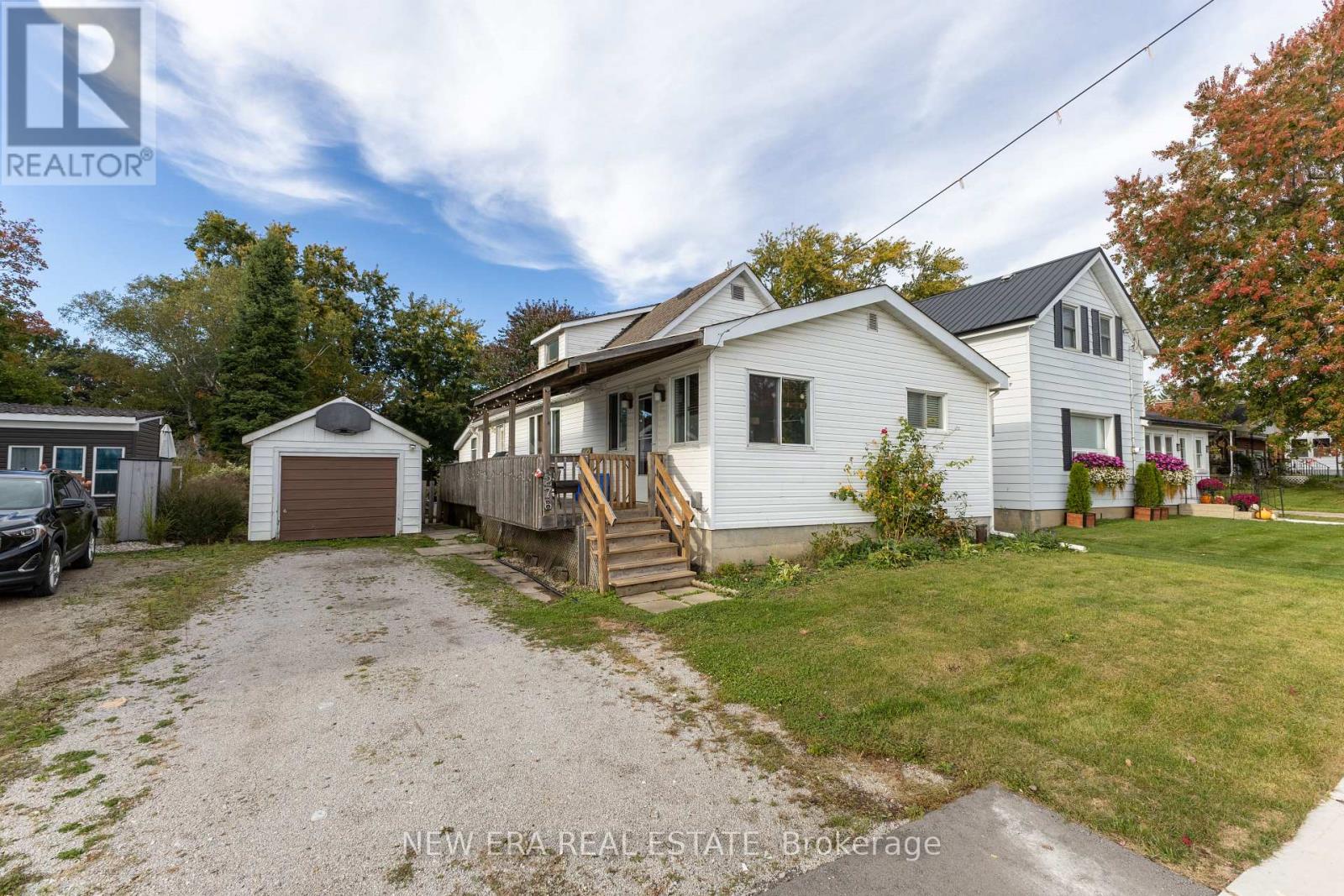 276 Upper Queen Street Avenue, Thames Centre, Ontario  N0M 2P0 - Photo 2 - X13882686