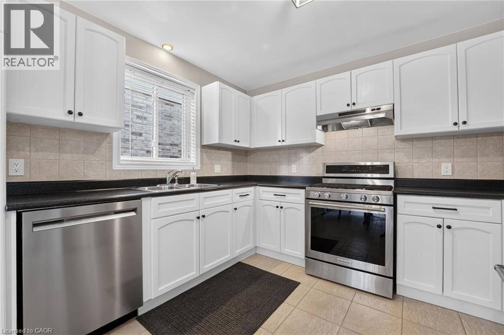 28 Holkham Avenue, Ancaster, Ontario  L9K 1P1 - Photo 18 - 40870311