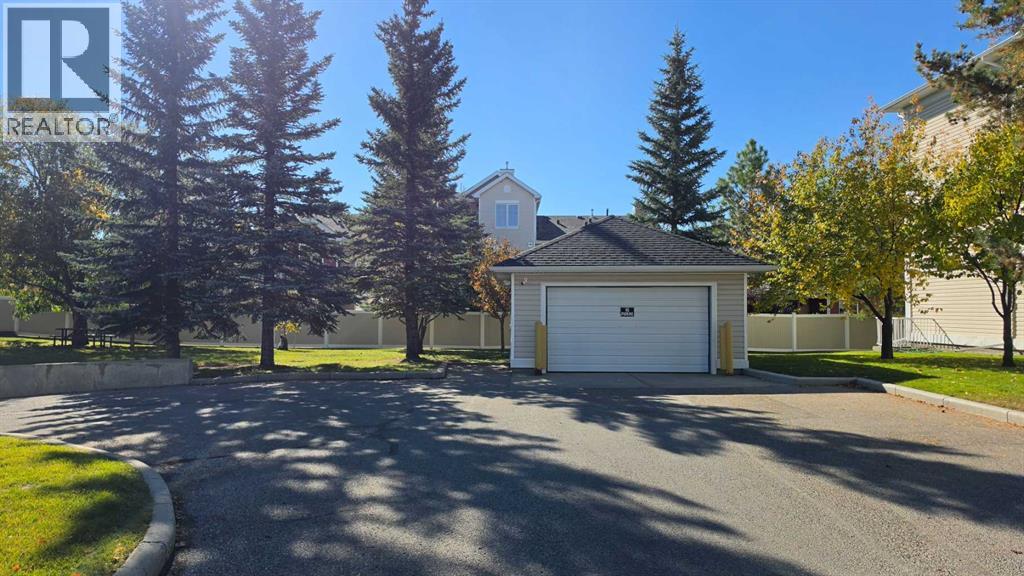 2106, 11 Chaparral Ridge Drive SE