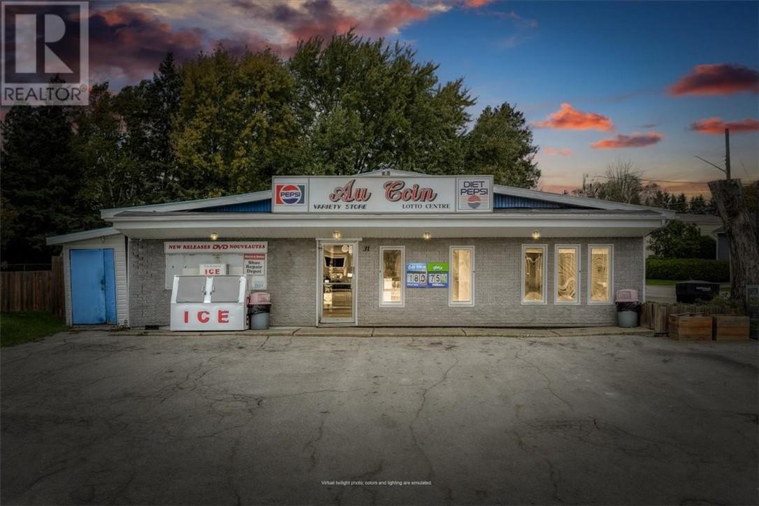 31 Principale Street W, Verner, Ontario