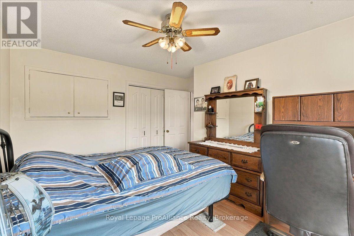 4 Bogart Crescent, Belleville, Ontario  K8P 5E8 - Photo 13 - X13882770
