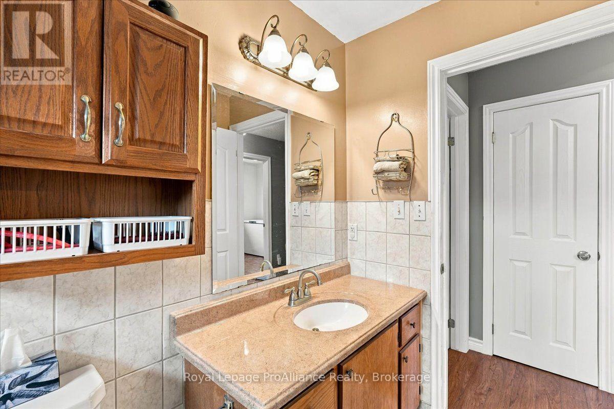 4 Bogart Crescent, Belleville, Ontario  K8P 5E8 - Photo 19 - X13882770