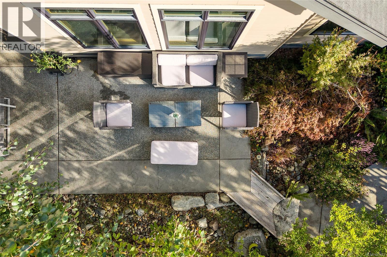 3453 Bradner Cir