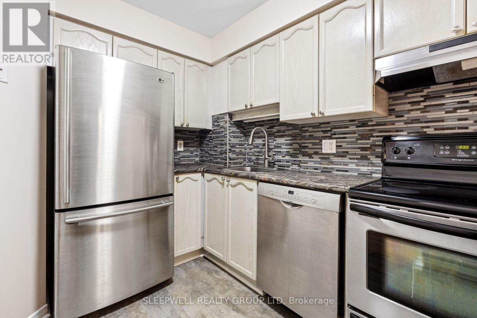 4 - 394 Briston Private, Ottawa, Ontario K1G 5R3 - Photo 8 - X13882790