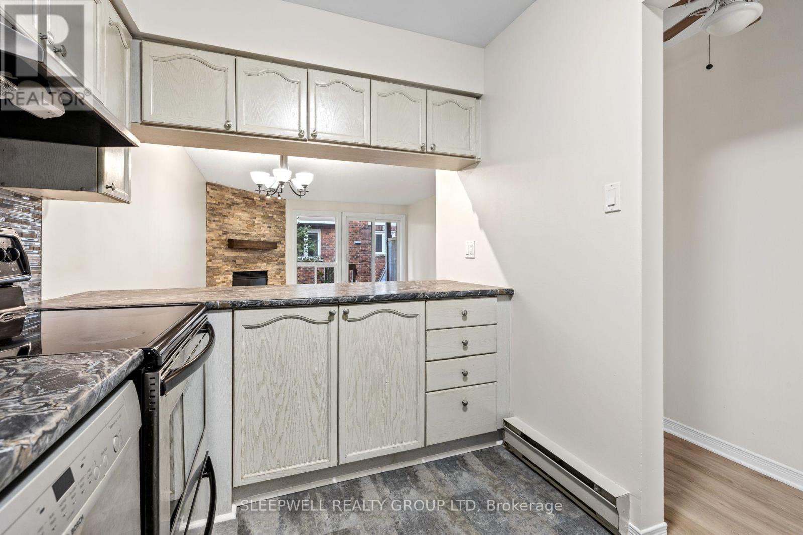 4 - 394 Briston Private, Ottawa, Ontario K1G 5R3 - Photo 9 - X13882790