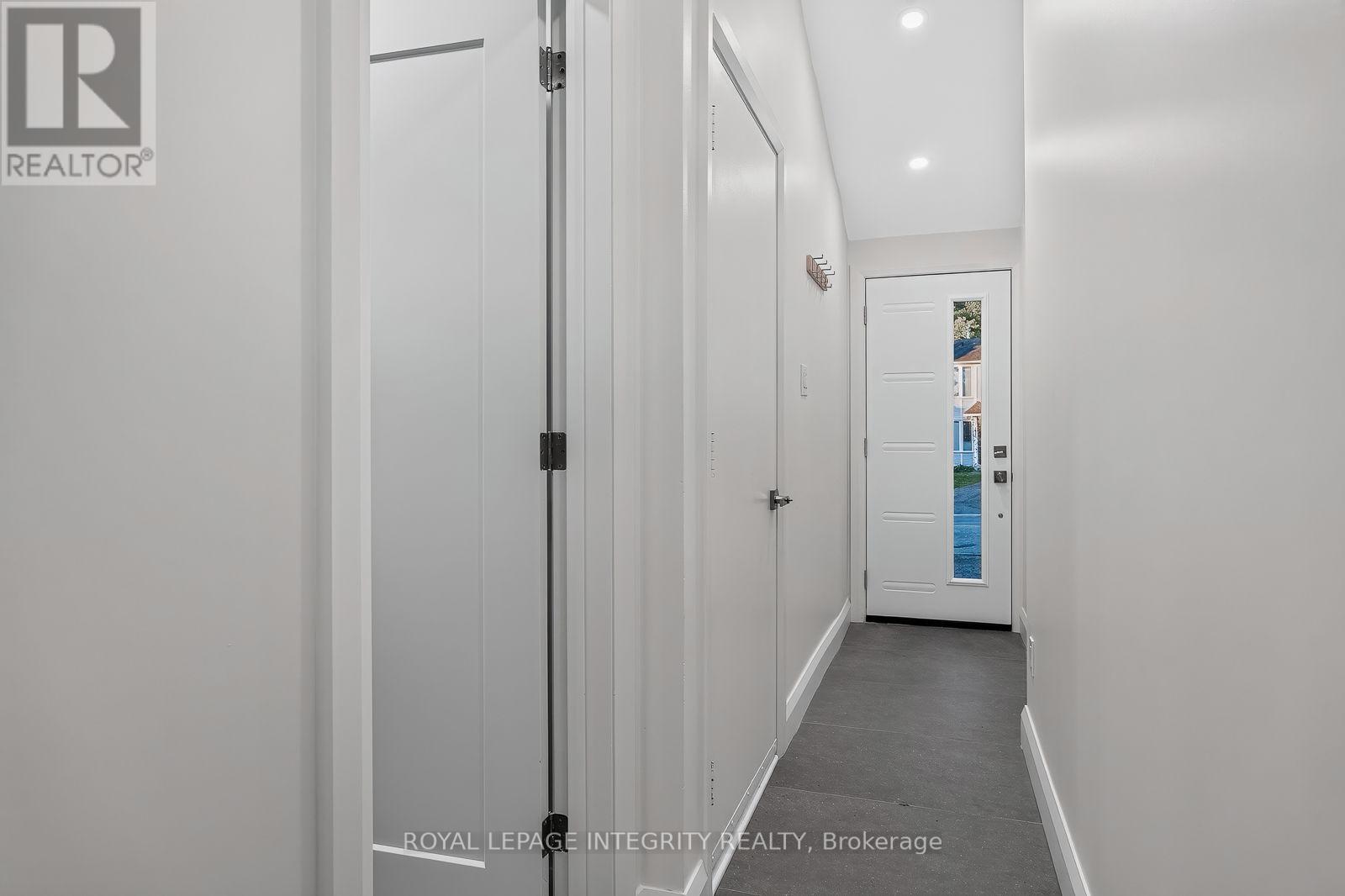 B - 775 Kingfisher Crescent, Ottawa, Ontario  K1E 2L5 - Photo 5 - X13882834
