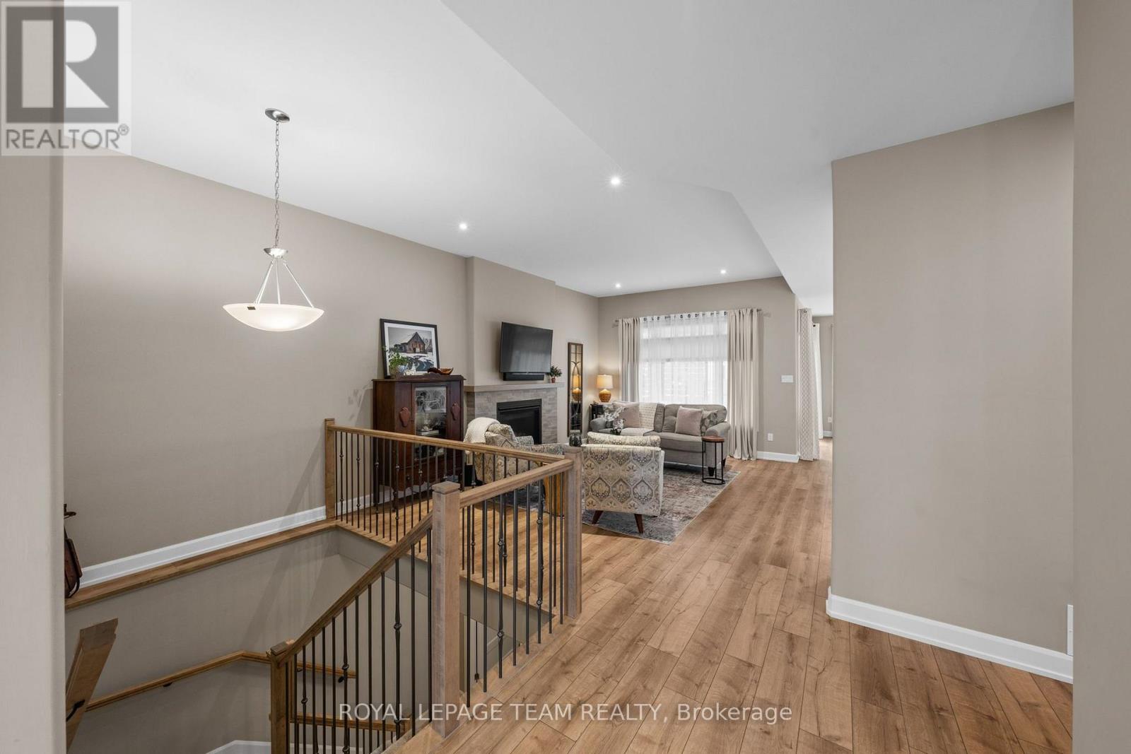 433 Aurora Street, Russell, Ontario  K4R 0L3 - Photo 5 - X13882842