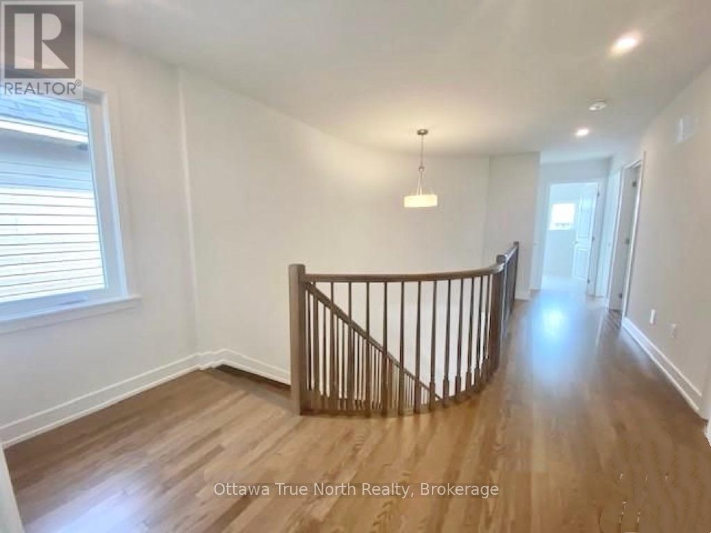 934 Embankment Street, Ottawa, Ontario  K2S 2P6 - Photo 13 - X13882874