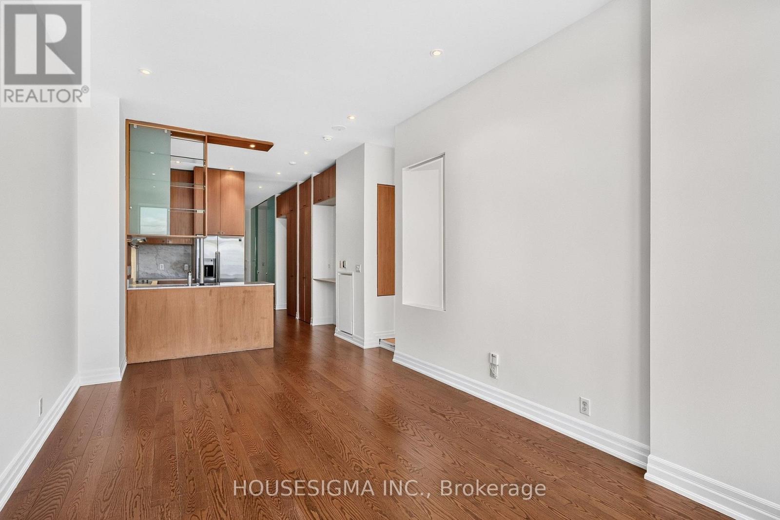 804 - 797 Don Mills Road, Toronto, Ontario  M3C 1V1 - Photo 2 - C13882810