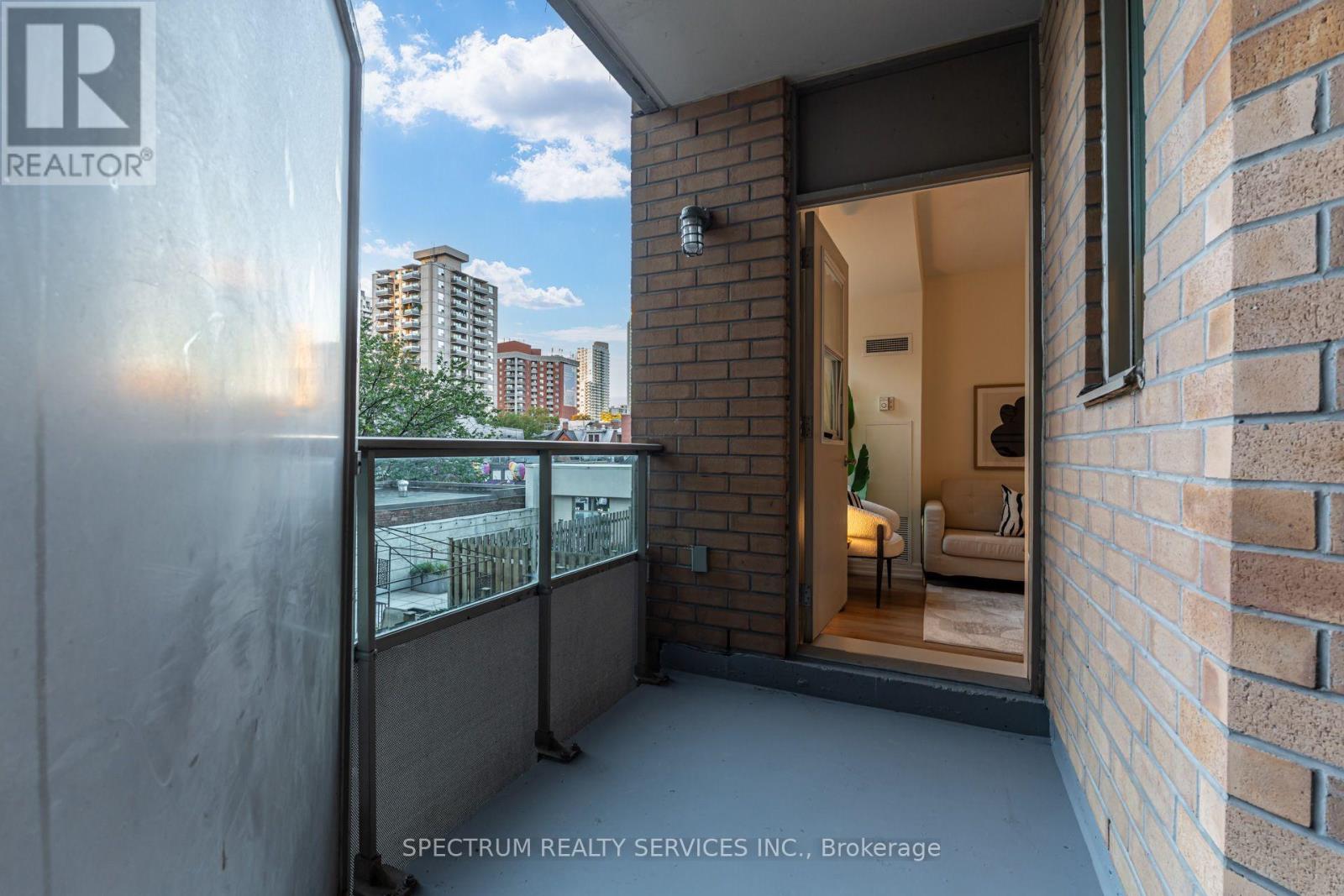 70 Alexander Street, Toronto, Ontario  M4Y 3B6 - Photo 18 - C13882956