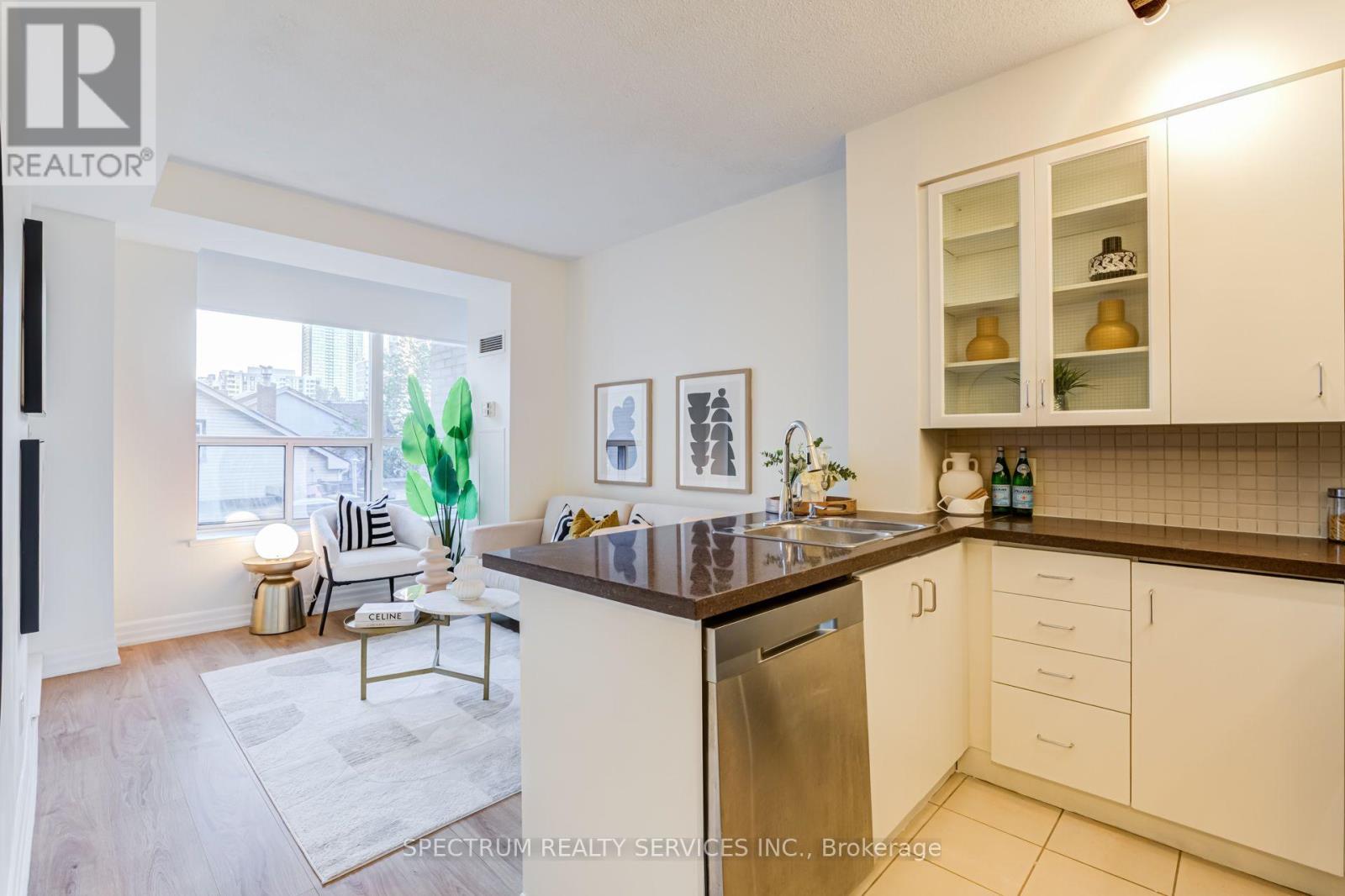 70 Alexander Street, Toronto, Ontario  M4Y 3B6 - Photo 6 - C13882956