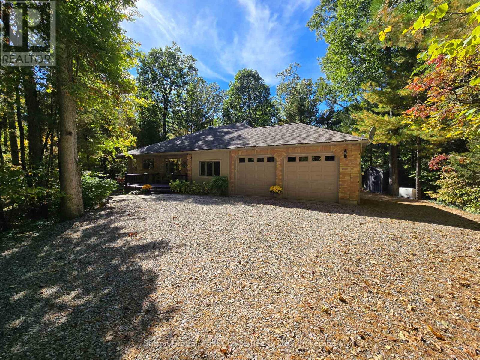 10010 The Trail, Lambton Shores, Ontario  N0M 1T0 - Photo 3 - X13882750
