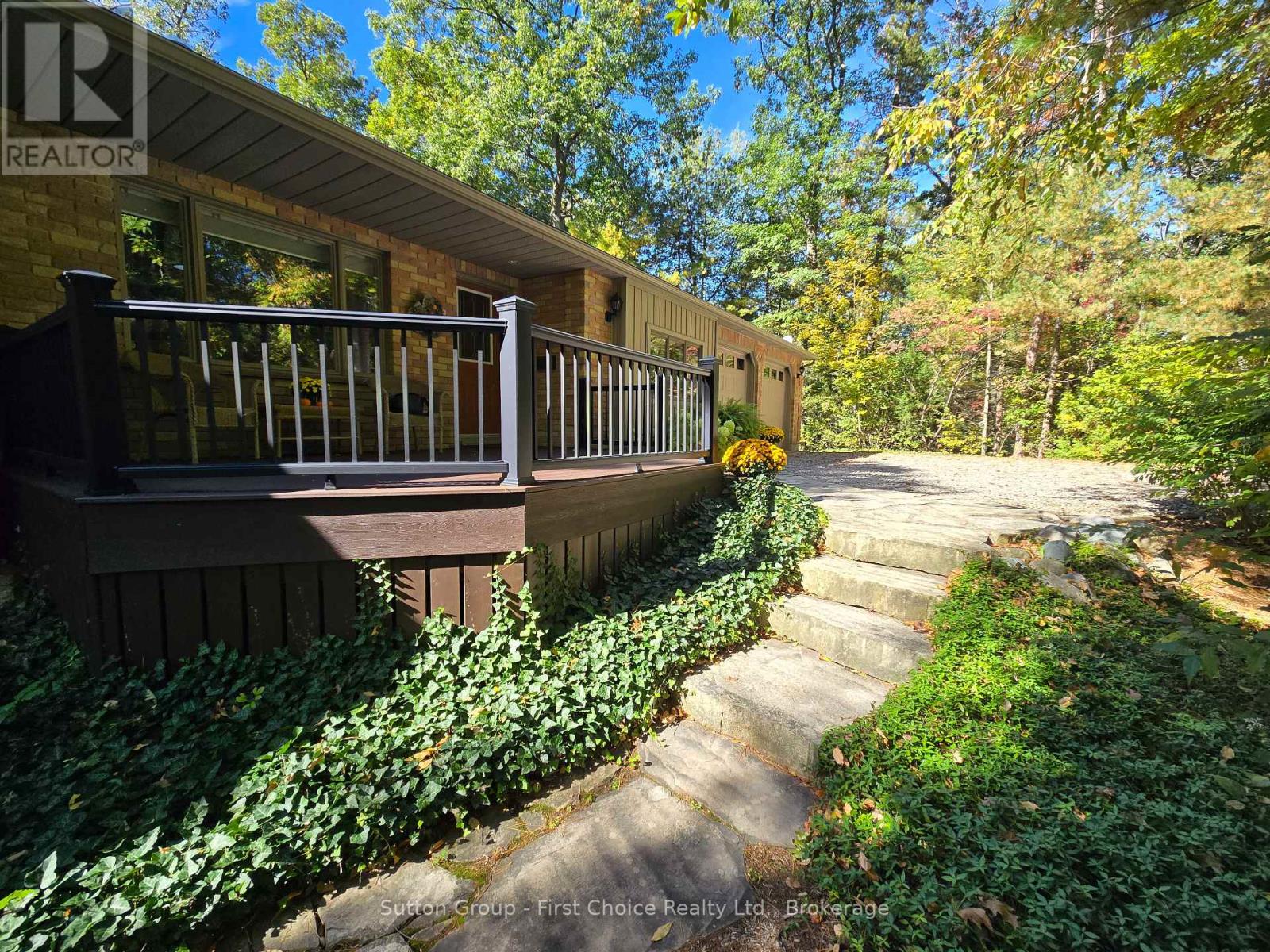 10010 The Trail, Lambton Shores, Ontario  N0M 1T0 - Photo 48 - X13882750