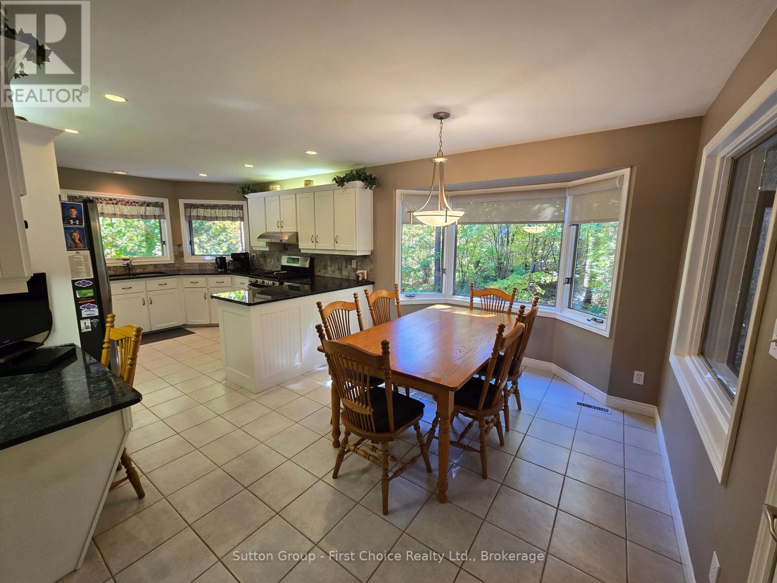 10010 The Trail, Lambton Shores, Ontario  N0M 1T0 - Photo 7 - X13882750