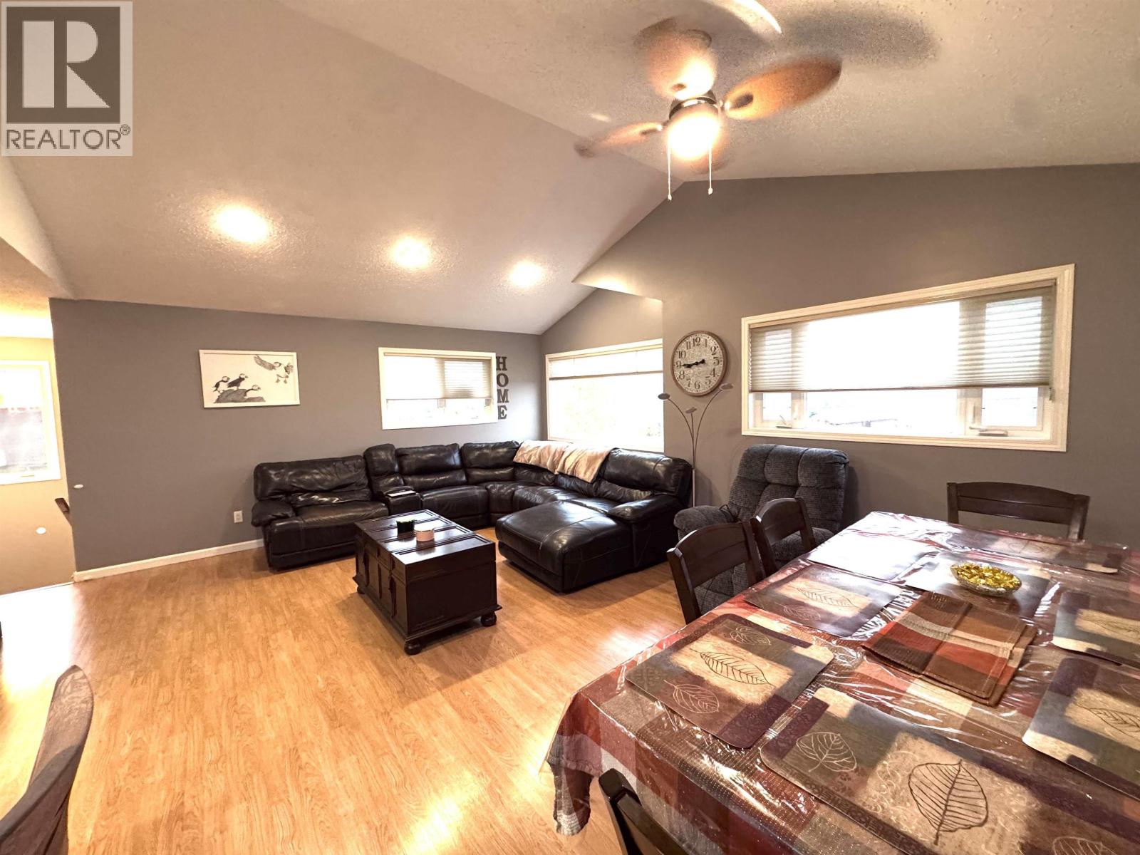 12851 Bens Road, Charlie Lake, British Columbia  V0C 1H0 - Photo 8 - R3174103