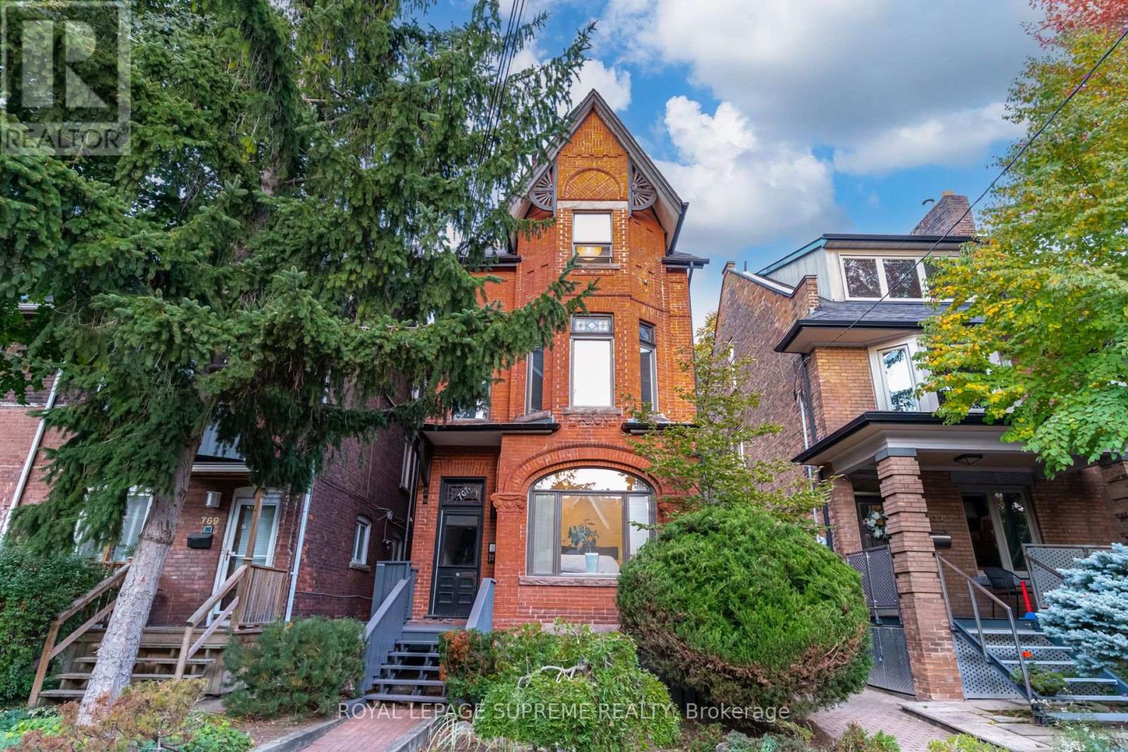 767 Euclid Avenue, Toronto, Ontario  M6G 2V3 - Photo 1 - C13882836