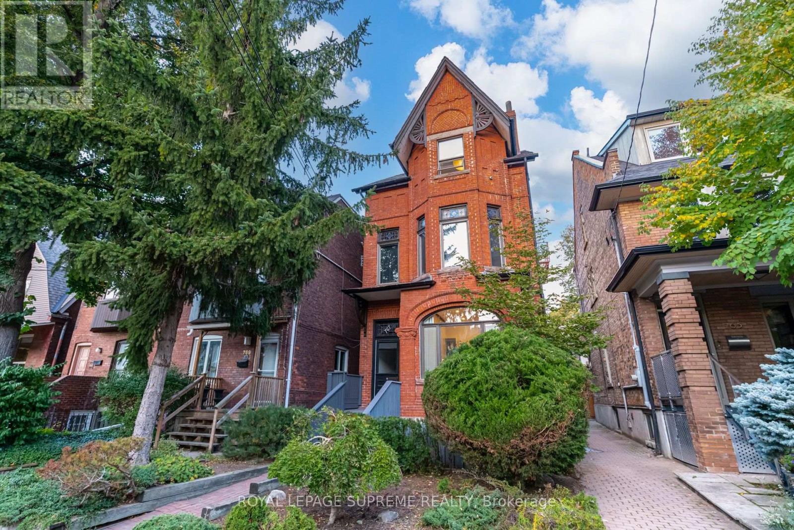 767 Euclid Avenue, Toronto, Ontario  M6G 2V3 - Photo 2 - C13882836