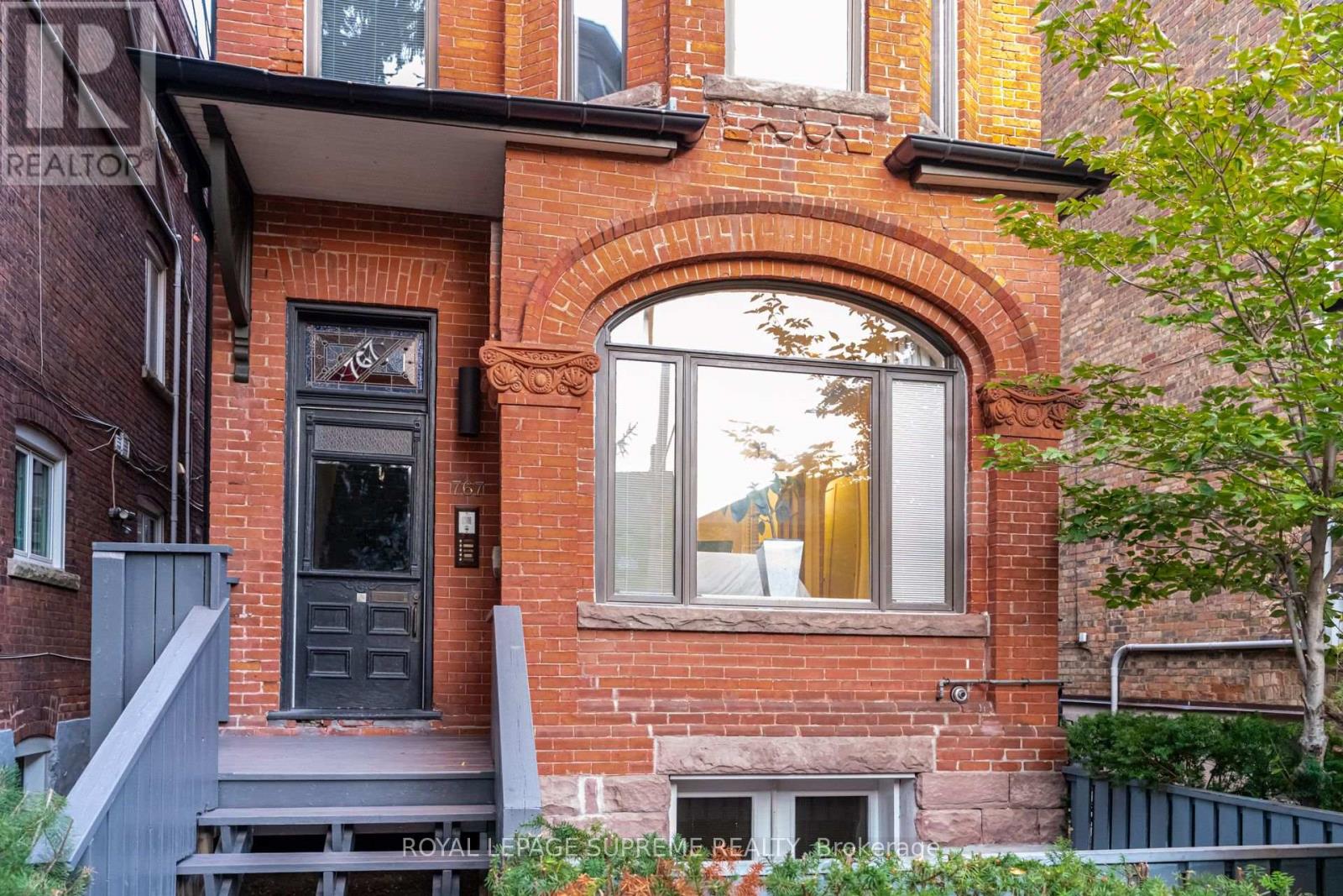 767 Euclid Avenue, Toronto, Ontario  M6G 2V3 - Photo 3 - C13882836