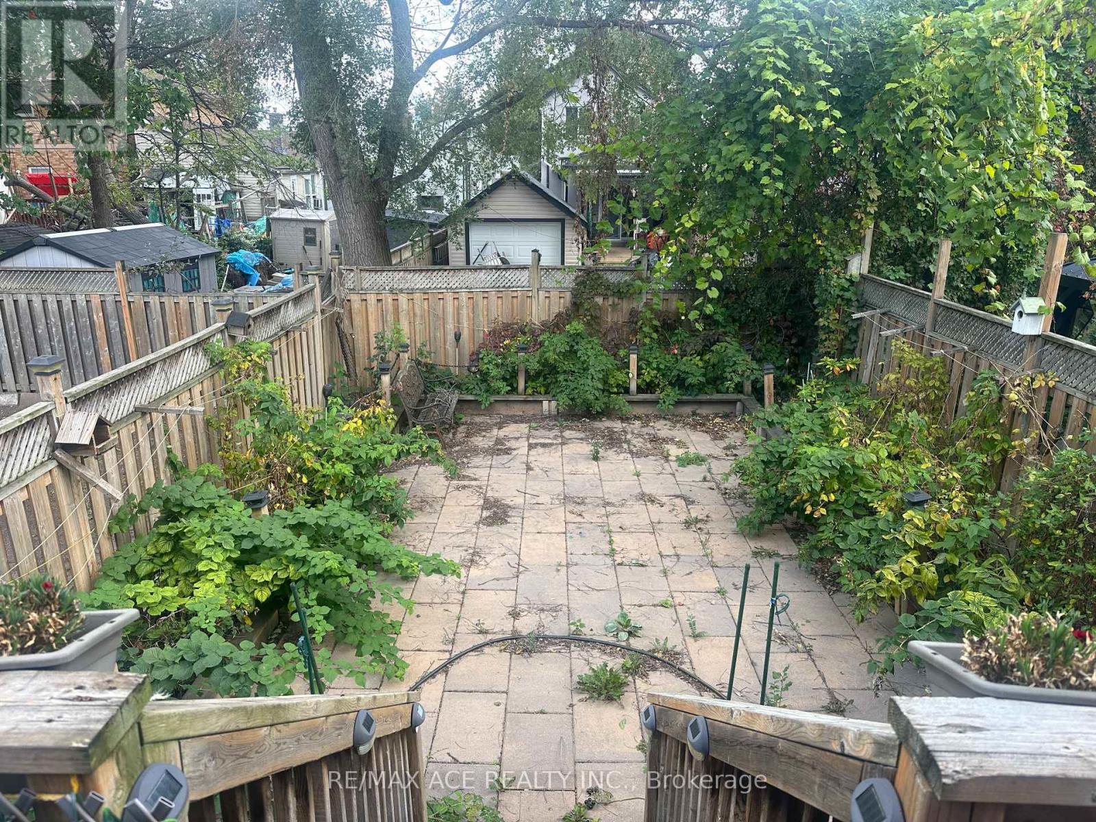 48a Leyton Avenue, Toronto, Ontario  M1L 3T7 - Photo 22 - E13867674