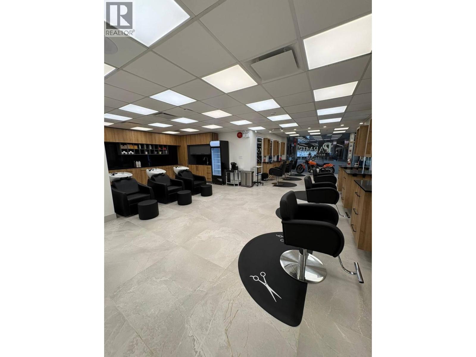 410 145 Chadwick Court, North Vancouver, British Columbia  V7M 1J6 - Photo 6 - C8082704