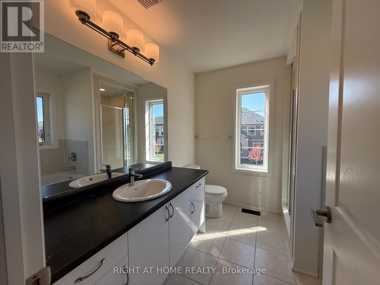 95 Hitchman Street, Brant, Ontario  N3L 0M1 - Photo 11 - X13871916