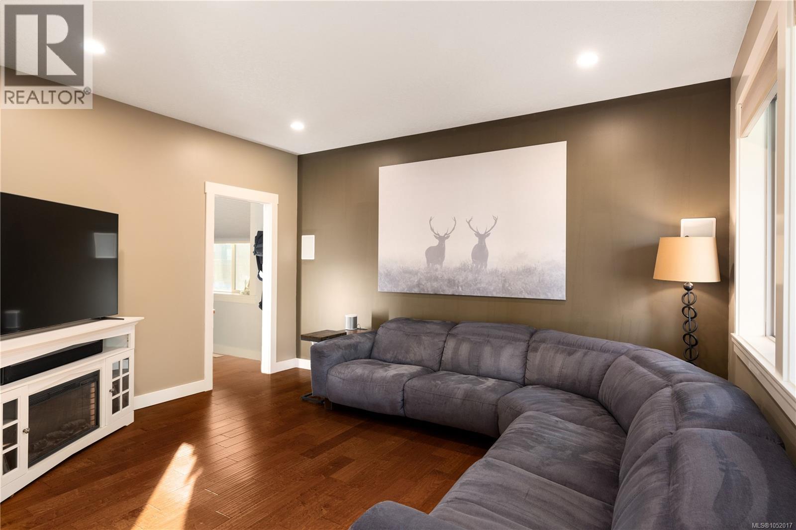 3646 Soren Pl