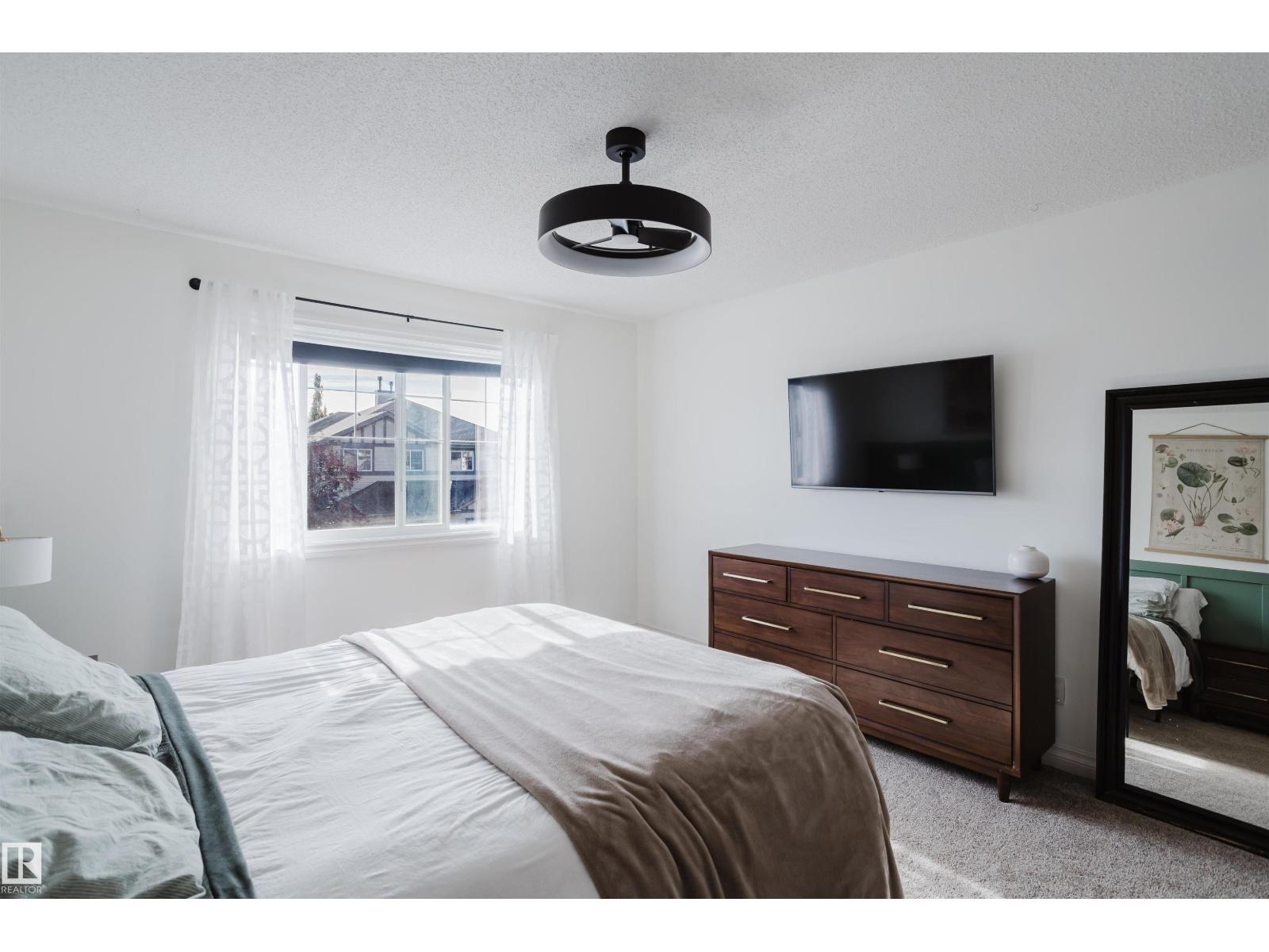 44 HAMILTON CT