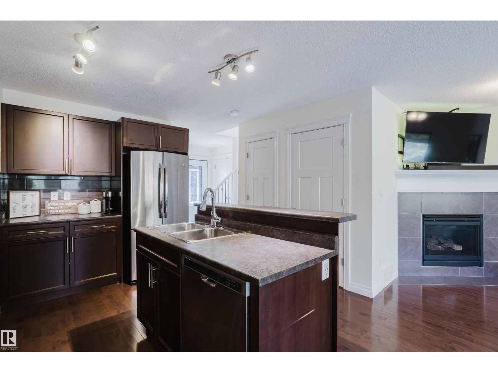 44 HAMILTON CT