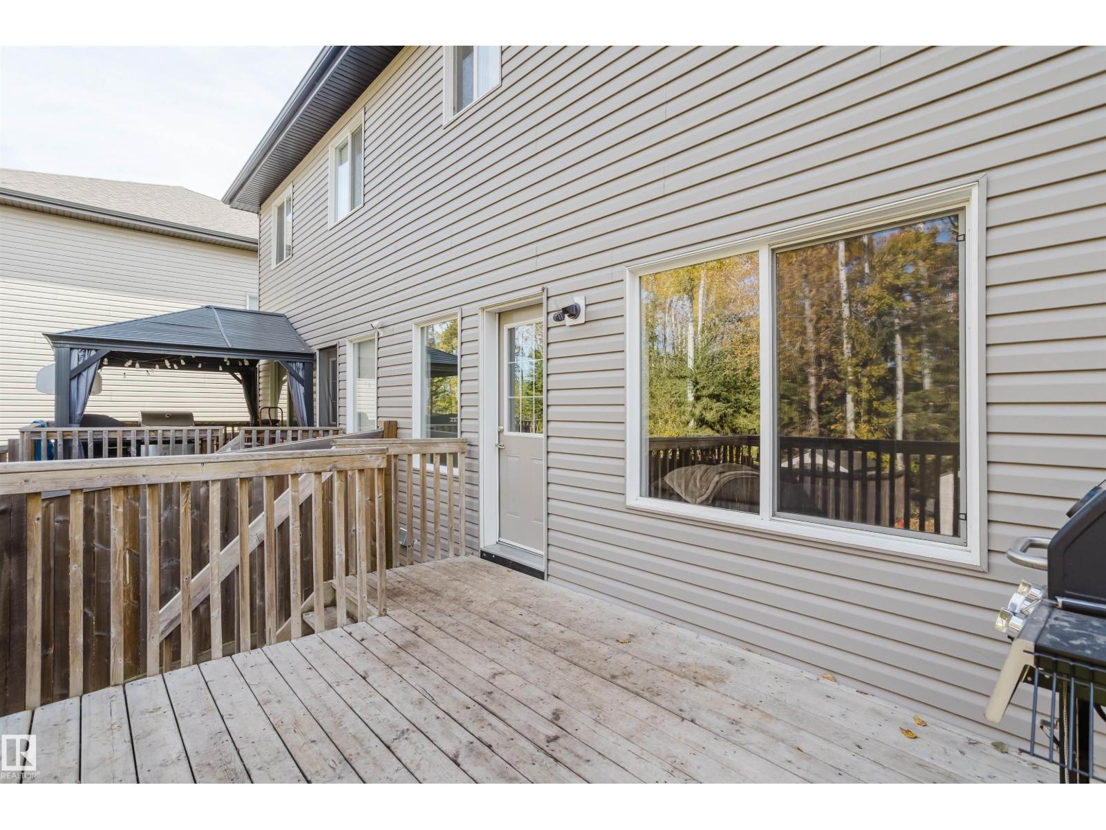 44 HAMILTON CT