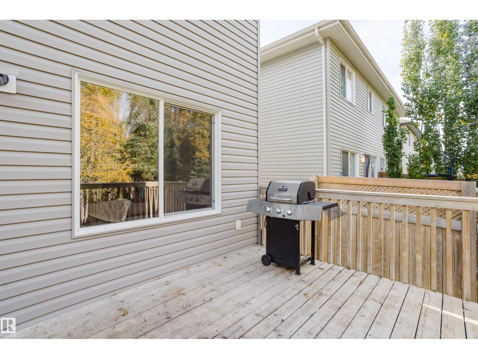 44 HAMILTON CT