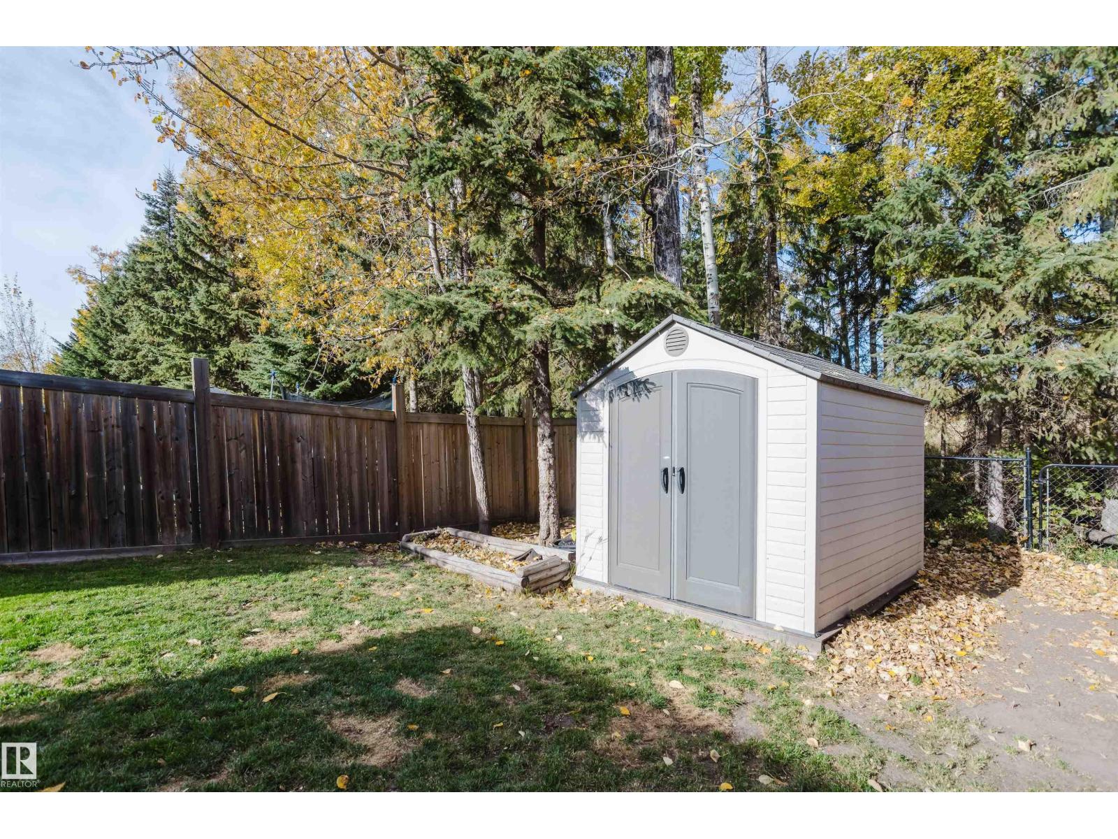 44 HAMILTON CT