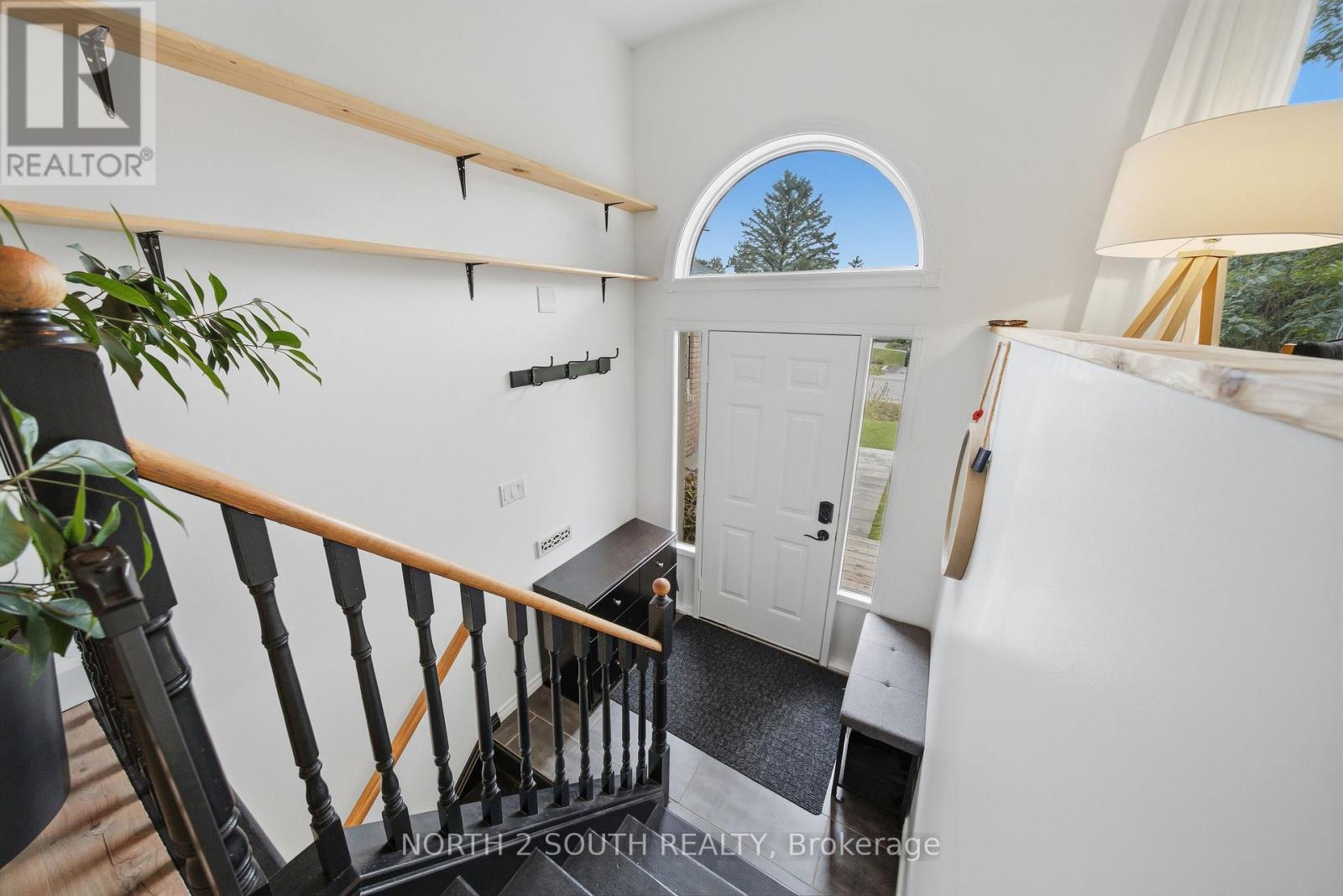 74 Leo Boulevard, Wasaga Beach, Ontario  L9Z 1C5 - Photo 6 - S13882832
