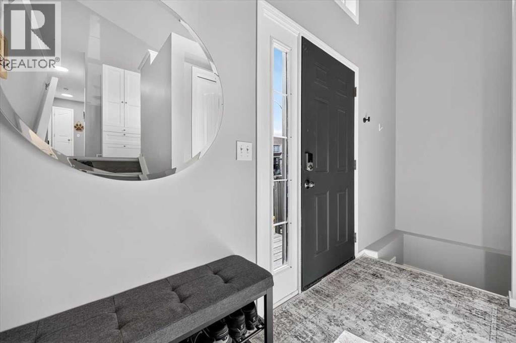 43 Cimarron Meadows, Okotoks, Alberta  T1S 2E4 - Photo 3 - A2351123