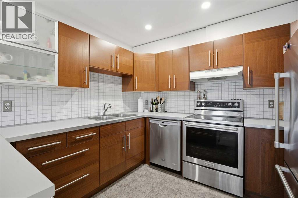 24, 3015 51 Street SW, Calgary, Alberta  T3E 6N5 - Photo 17 - A2351404
