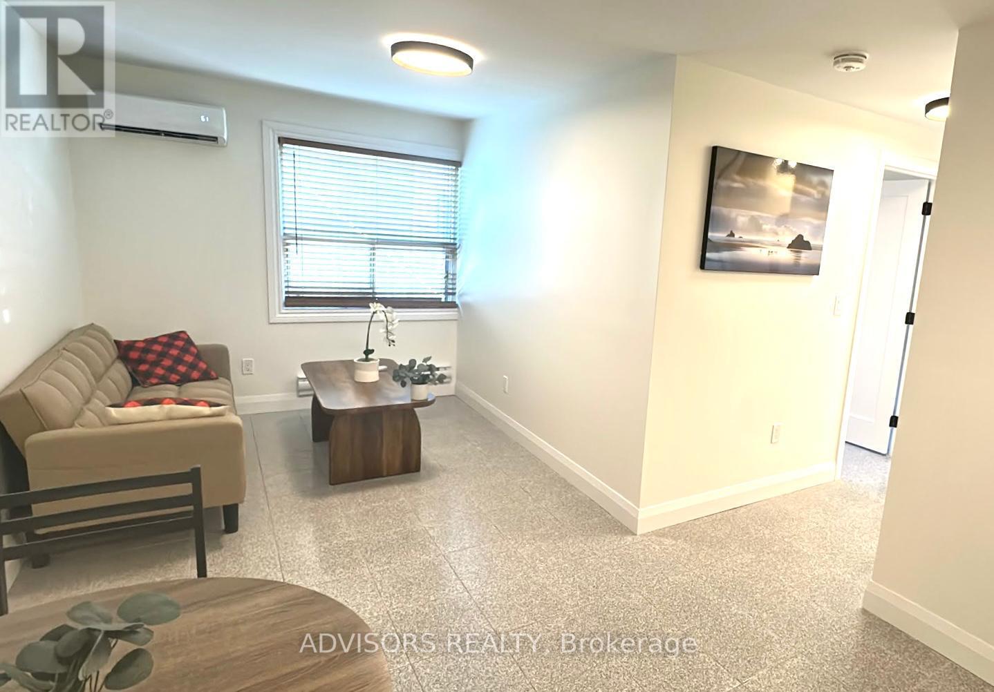 4 - 3717 Lakeshore Boulevard W, Toronto, Ontario  M8W 1P8 - Photo 3 - W13882818