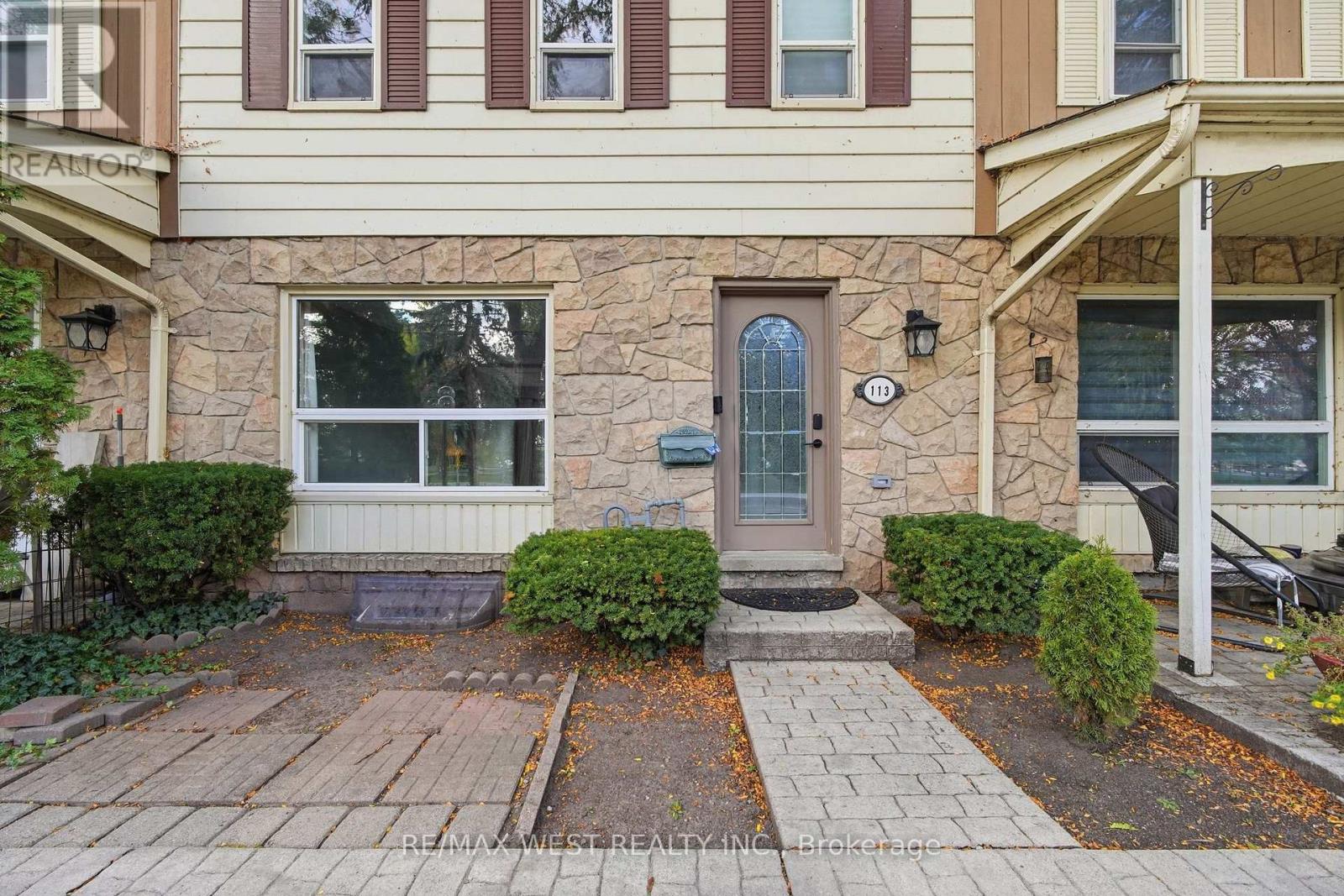 113 - 5475 Lakeshore Road, Burlington, Ontario  L7L 1E1 - Photo 3 - W13882856