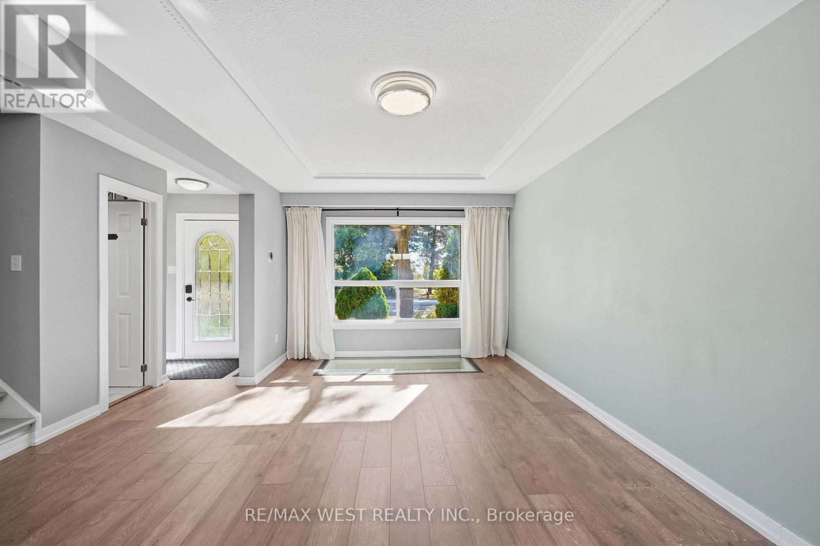 113 - 5475 Lakeshore Road, Burlington, Ontario  L7L 1E1 - Photo 6 - W13882856