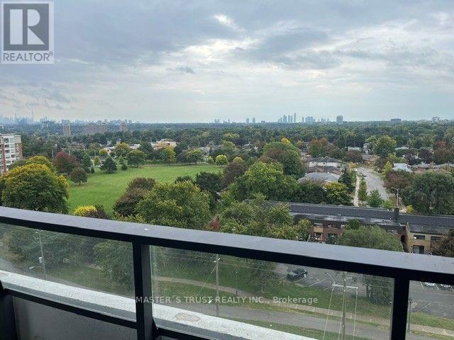 1008 - 4010 Eglinton Avenue W, Toronto, Ontario  M9A 0G5 - Photo 4 - W13882974