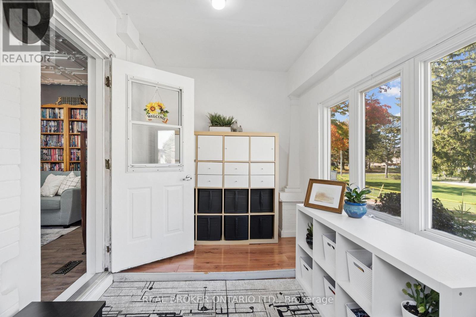 324 Daly Street, Minto, Ontario  N0G 2P0 - Photo 4 - X13882898