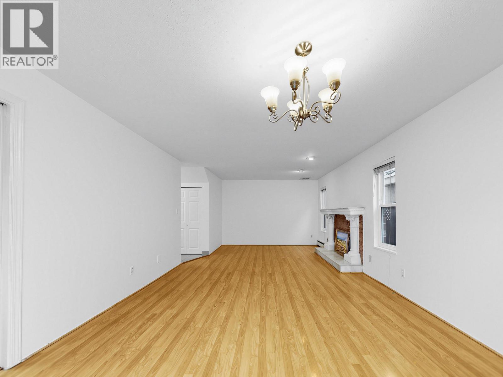 8377 Shaughnessy Street, Vancouver, British Columbia  V6P 3Y1 - Photo 4 - R3162181