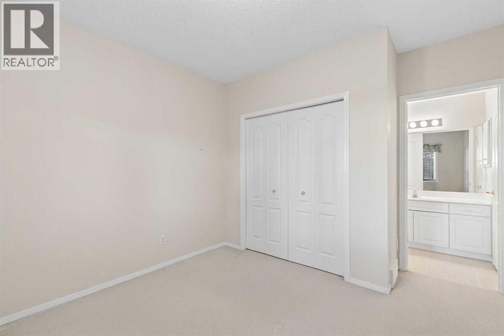 54 Shannon Estates Terrace SW, Calgary, Alberta  T2Y 4C4 - Photo 29 - A2351564